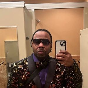 Meet your Posher, Thomas